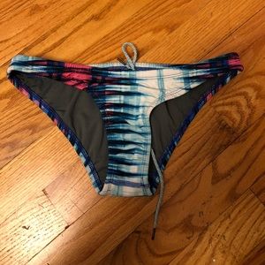 Jolyn medium euro bottom